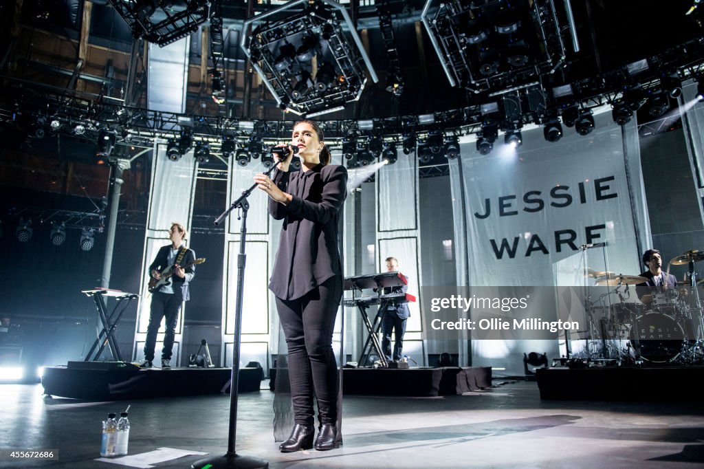 ITunes Festival 2014 - Jessie Ware And Little Dragons