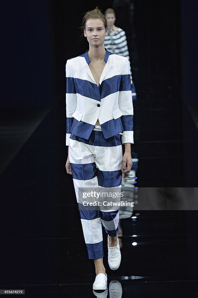 Emporio Armani - Runway RTW - Spring 2015 - Milan Fashion Week