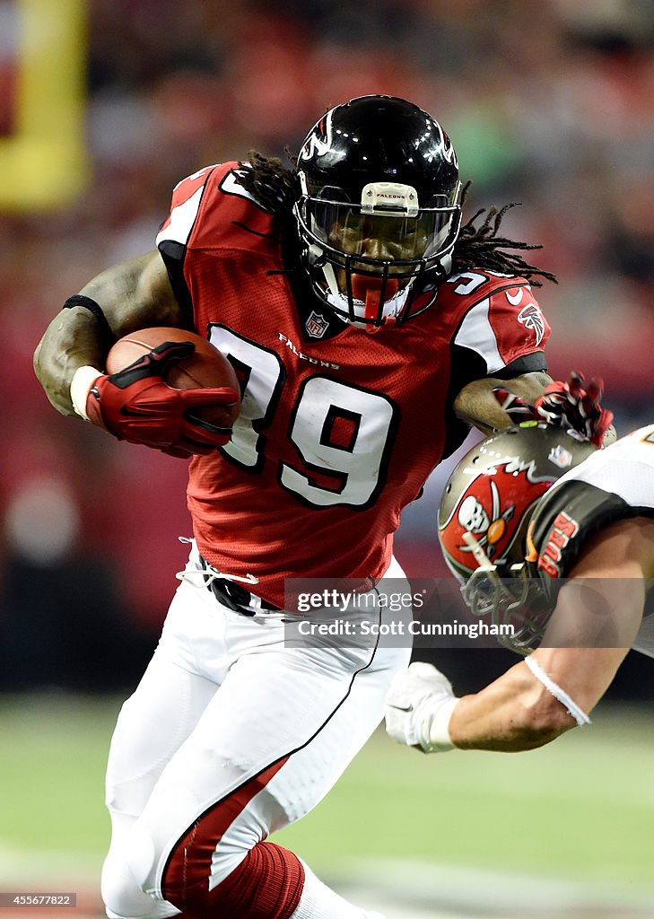 Tampa Bay Buccaneers v Atlanta Falcons