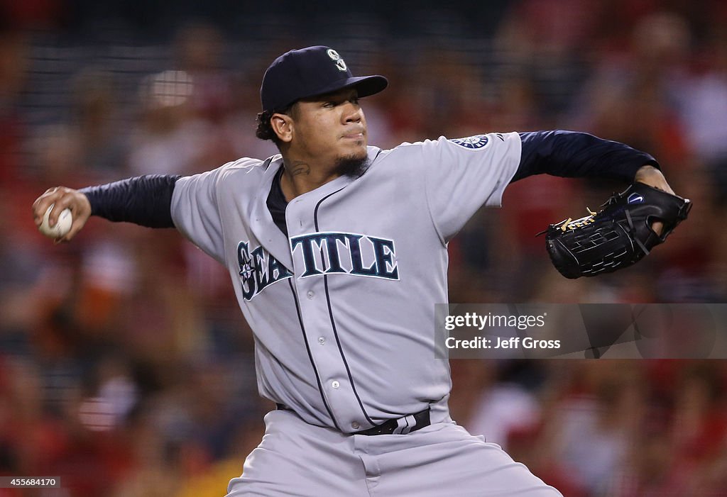 Seattle Mariners v Los Angeles Angels of Anaheim