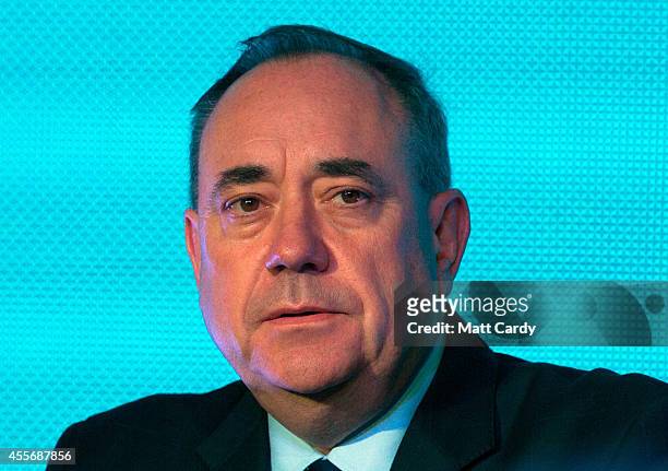 First Minister Alex Salmond First Minister Alex Salmond delivers a speech to supporters at Our Dynamic Earth on September 19, 2014 in Edinburgh,...