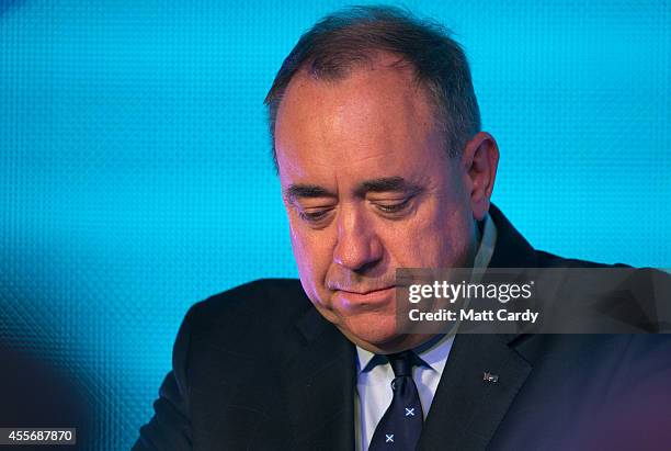 First Minister Alex Salmond First Minister Alex Salmond delivers a speech to supporters at Our Dynamic Earth on September 19, 2014 in Edinburgh,...