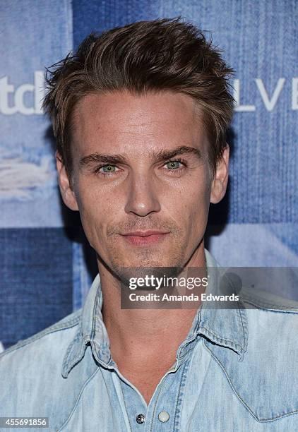William Riley Smith Riley Smith Actor Photos and Premium High Res Pictures - Getty Images