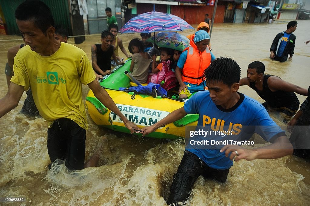 Metro Manila Hit By Widespread Flooding