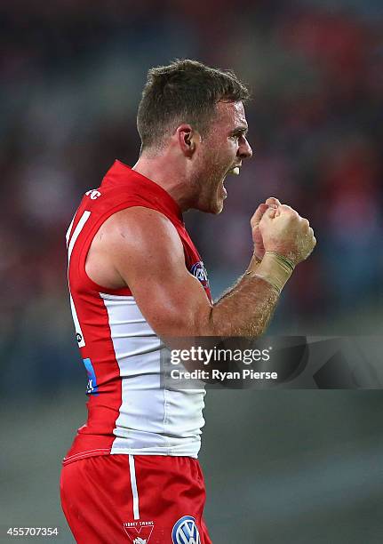 Ben McGlynn of the Swans celebrates on the siren during the 1st Preliminary Final AFL match between the Sydney Swans and the North Melbourne...