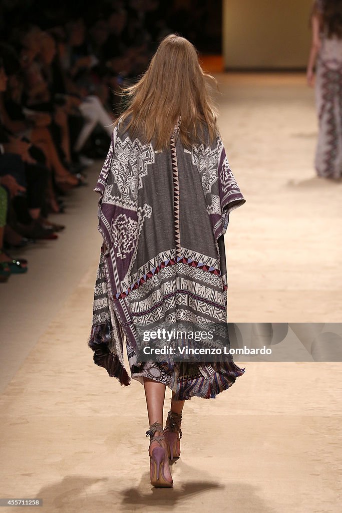 Etro - Runway - Milan Fashion Week Womenswear Spring/Summer 2015