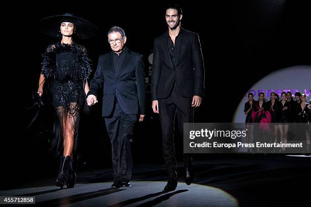 Model showcases designs by Roberto Verino on the runway during Mercedes Benz Fashion Week Madrid Spring/Summer 2015 at Ifema on September 12, 2014 in...