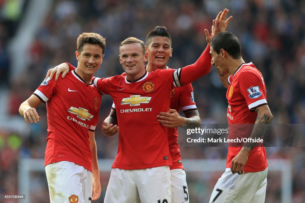 Manchester United v Queens Park Rangers - Premier League