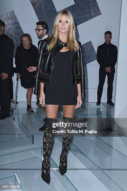 Heidi Klum attends the Versace show during the Milan Fashion Week Womenswear Spring/Summer 2015 on September 19, 2014 in Milan, Italy.