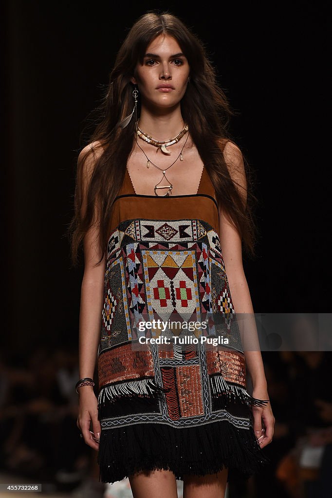 Etro Runway - Milan Fashion Week Womenswear Spring/Summer 2015