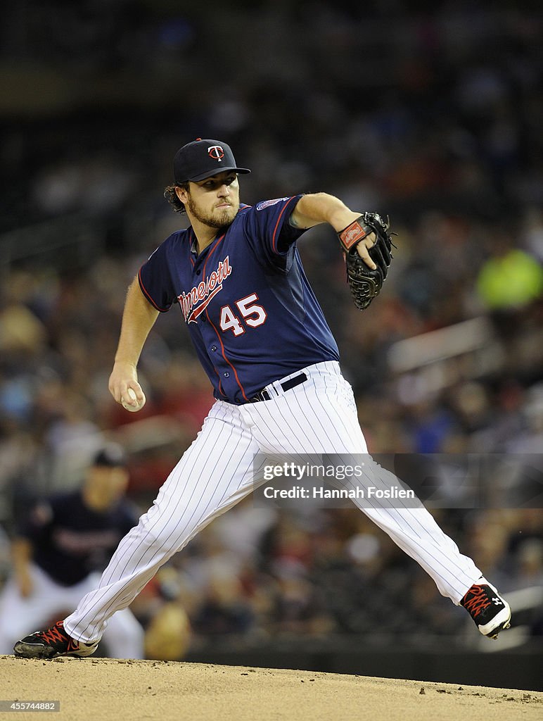 Cleveland Indians v Minnesota Twins