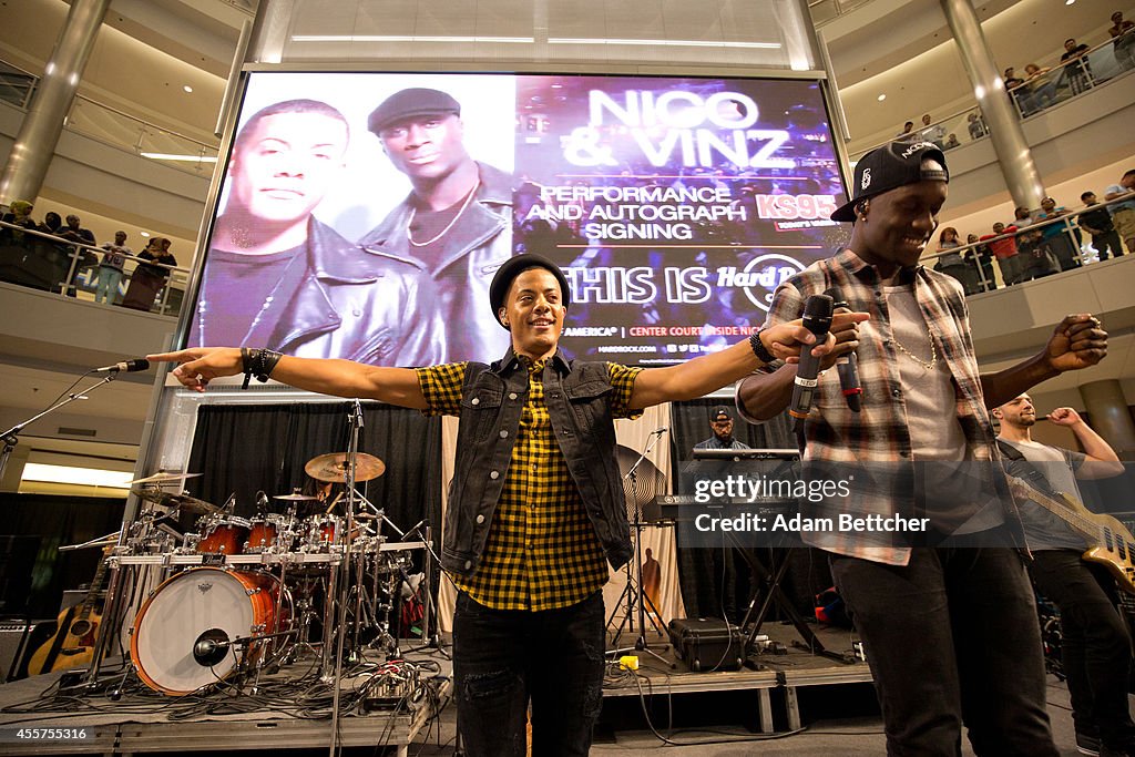 Nico & Vinz Visit The Mall Of America