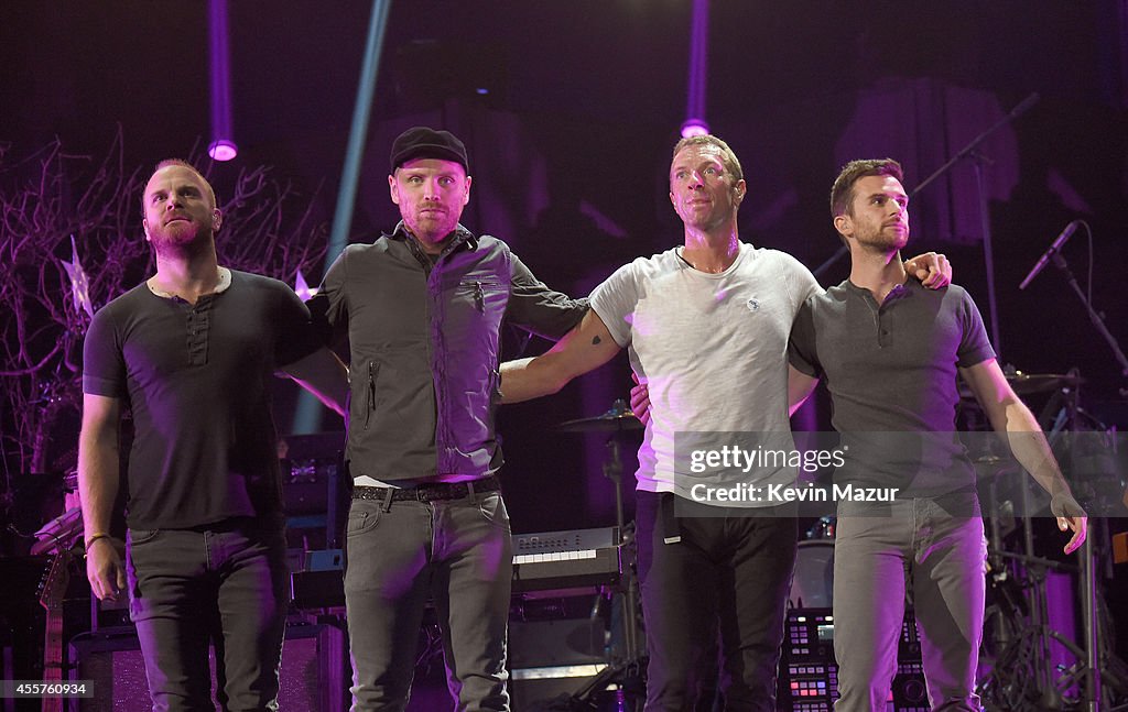 2014 iHeartRadio Music Festival - Night 1 - Show