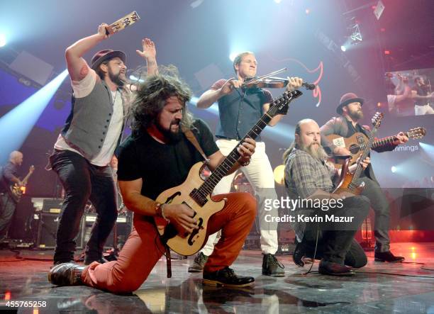 Recording artist Zac Brown of the Zac Brown Band performs onstage during the 2014 iHeartRadio Music Festival at the MGM Grand Garden Arena on...