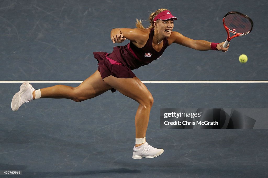 Toray Pan-Pacific Open Tennis 2014 - Day 6