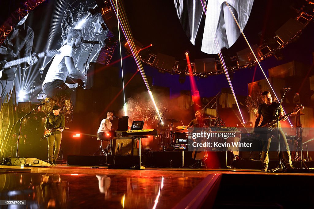 2014 iHeartRadio Music Festival - Night 1 - Show