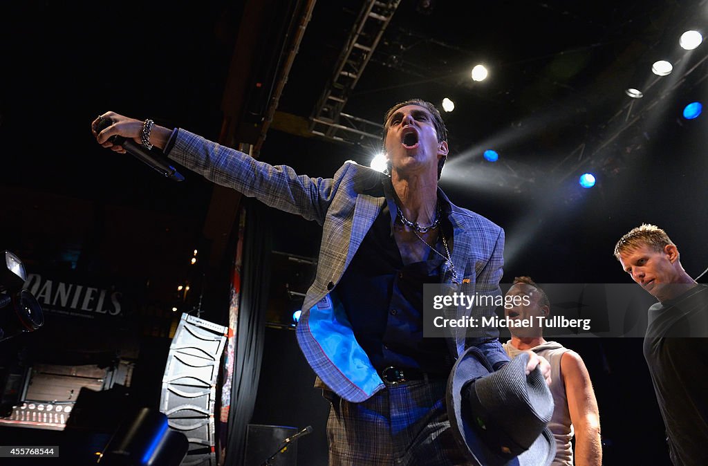 Jane's Addiction Honored With The "Elmer Valentine Award"