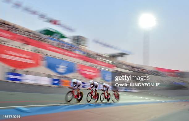 Cheung Kin Wing 1,463 Cheung Wing Stock Photos, High-Res Pictures, and Images - Getty ...