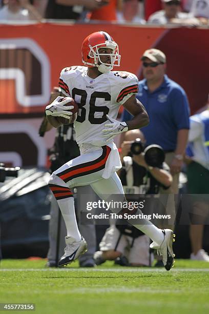 Dennis Northcutt of the Cleveland Browns runs with the ball during a game against the Cincinnati Bengals on September 11, 2005 at the Cleveland...