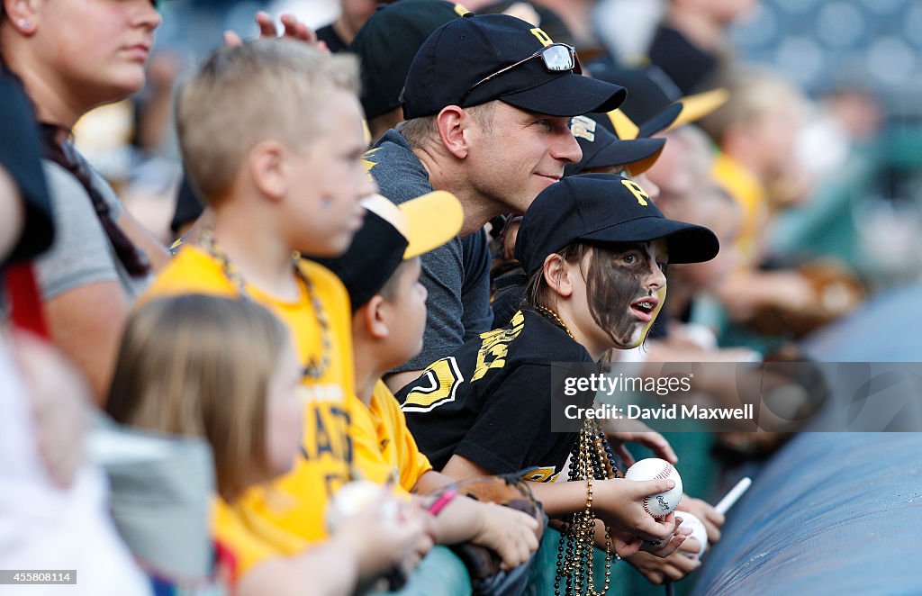 Milwaukee Brewers v Pittsburgh Pirates