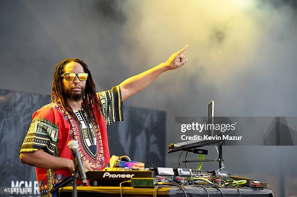 Rapper Lil Jon performs onstage during the 2014 iHeartRadio Music Festival Village on September 20, 2014 in Las Vegas, Nevada.