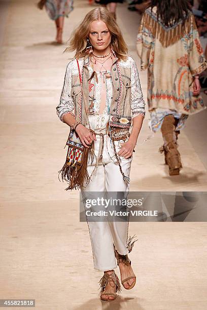 Model walks the runway during the Etro Ready to Wear show as a part of Milan Fashion Week Womenswear Spring/Summer 2015 on September 19, 2014 in...