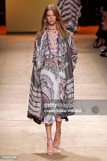 Model walks the runway during the Etro Ready to Wear show as a part of Milan Fashion Week Womenswear Spring/Summer 2015 on September 19, 2014 in...