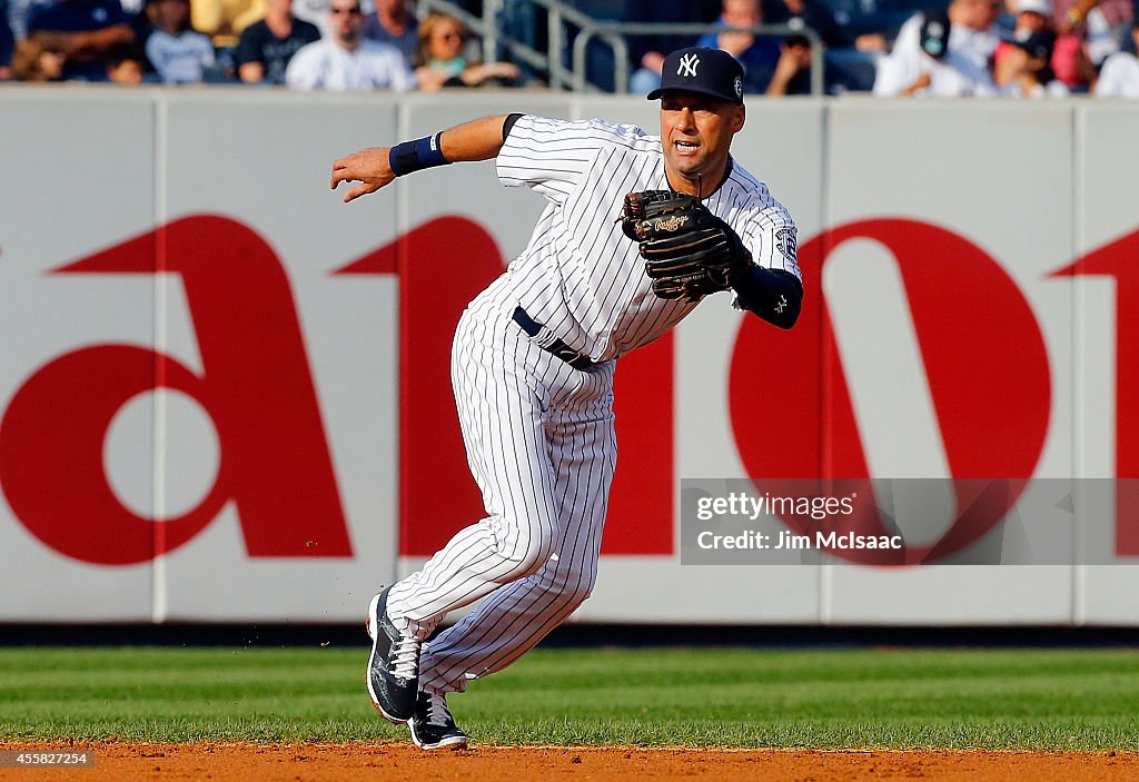 Toronto Blue Jays v New York Yankees