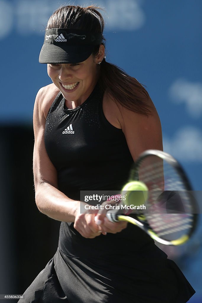 Toray Pan-Pacific Open Tennis 2014 - Day 7