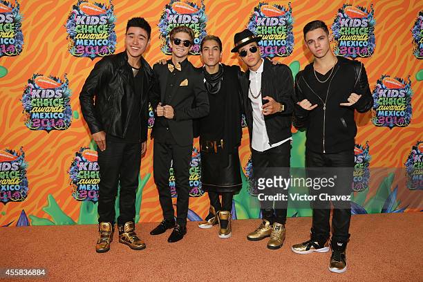 Will Jay, Cole Pendery, Gabriel Morales, Dana Vaughns and David Scarzone of IM5 attend the Nickelodeon Kids' Choice Awards Mexico 2014 at Pepsi...
