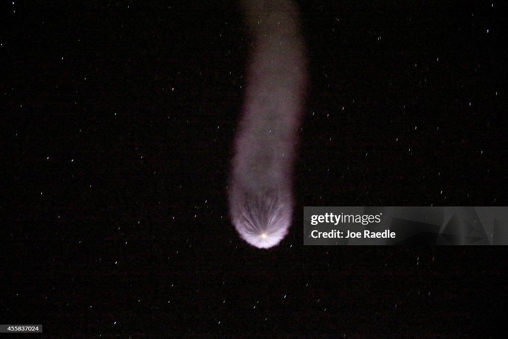 Private Spaceflight Company SpaceX Launches Cargo Capsule On Resupply Mission To Int'l Space Station