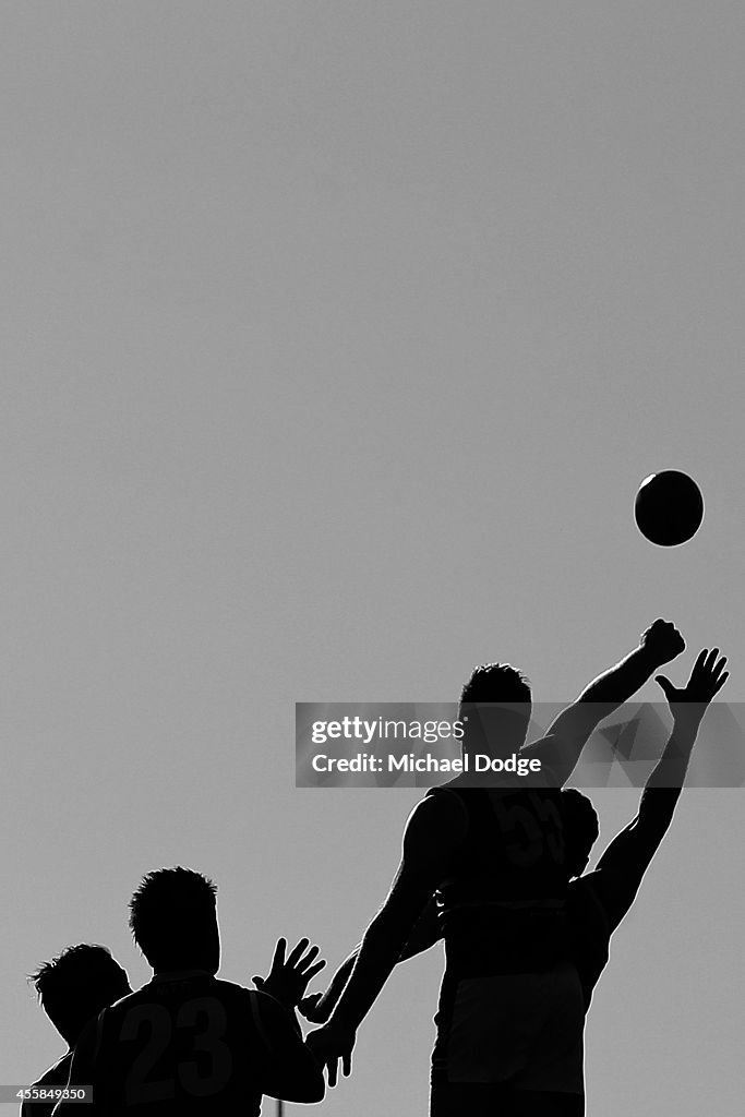 Mornington Bulldogs v Frankston YCW Peninsula Grand Final