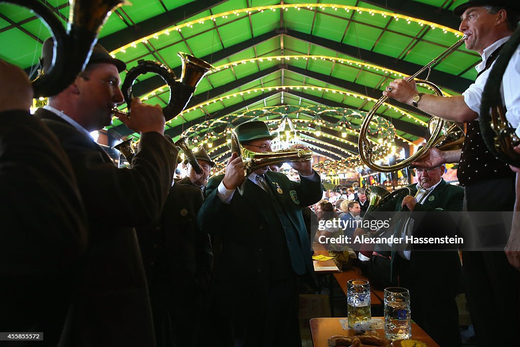 Oktoberfest 2014 - Day Two