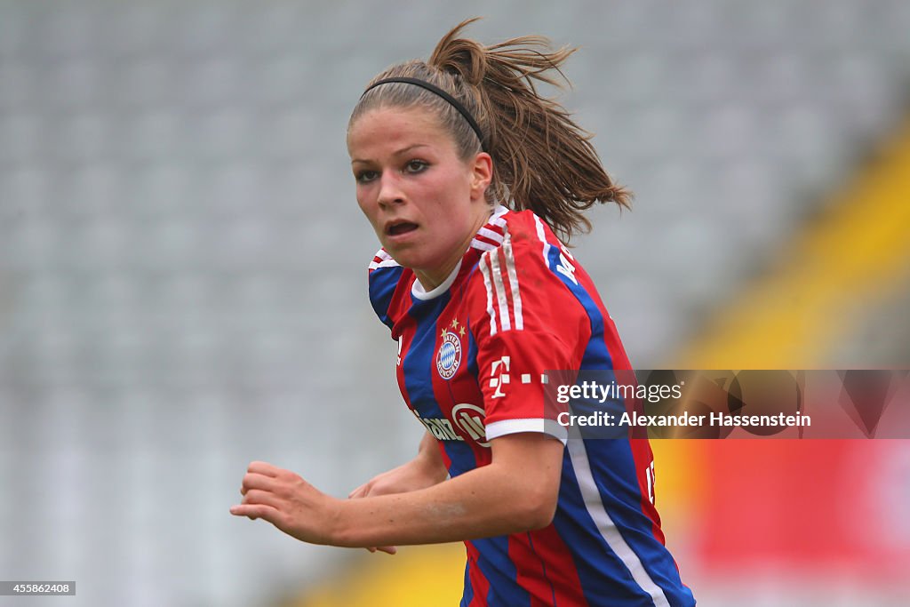 Allianz Frauen-Bundesliga - FC Bayern Muenchen v 1899 Hoffenheim