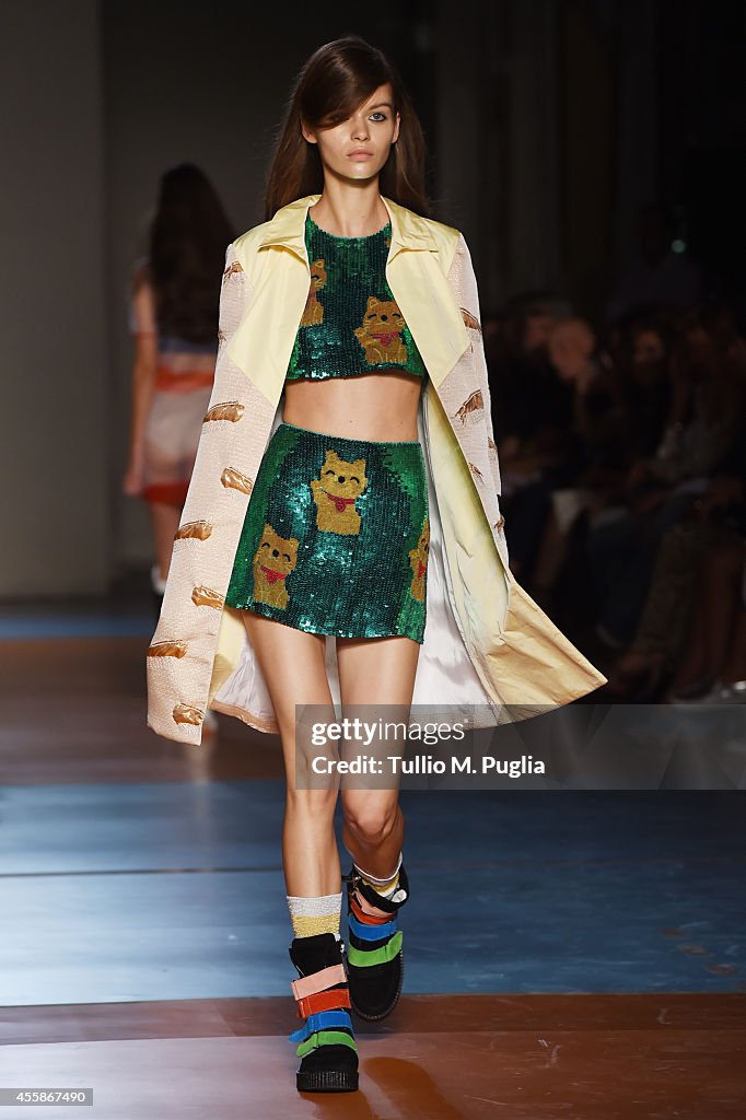 Au Jour Le Jour - Runway - Milan Fashion Week Womenswear Spring/Summer 2015