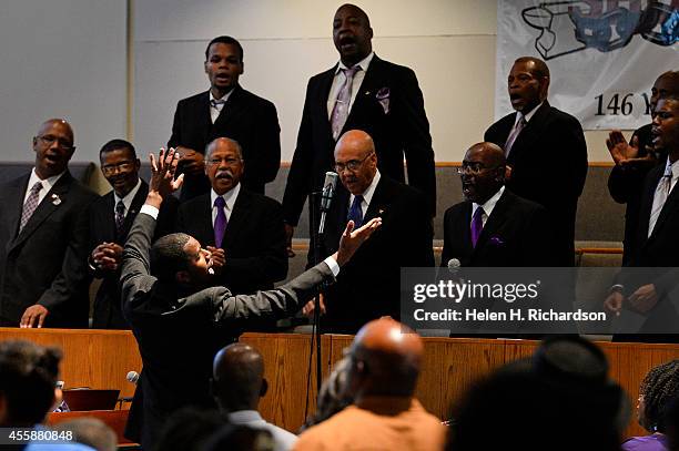 Alan R Shorter Alan Shorter Photos and Premium High Res Pictures - Getty Images