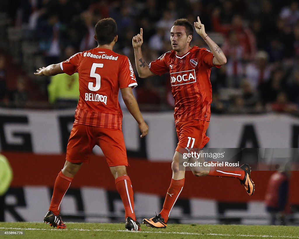 River Plate v Independiente - Torneo de Transicion 2014