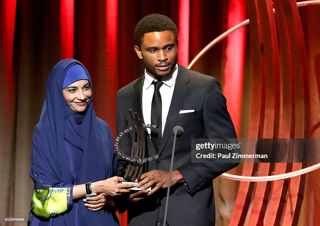 8th Annual Clinton Global Citizen Awards And CGCA Blue Carpet