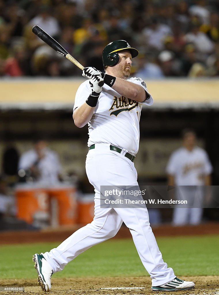 Texas Rangers v Oakland Athletics