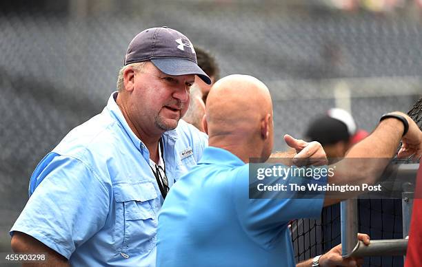 Daryl Rizzo 141 Washington Nationals Gm Mike Rizzo Stock Photos, High-Res Pictures ...