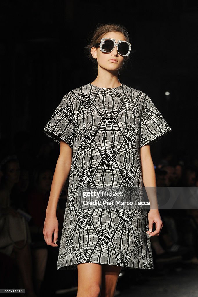 N-U-D-E New Upcoming Designers - Alberto Zambelli - Runway - Milan Fashion Week Womenswear Spring/Summer 2015