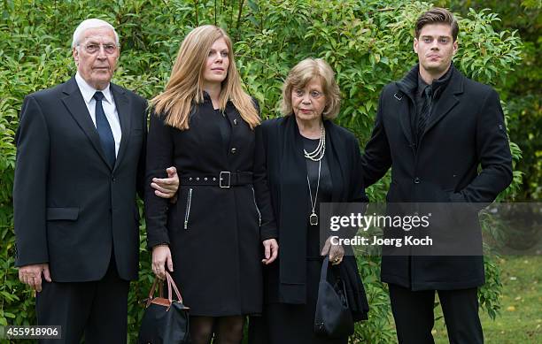 The brother of decedent Joachim Fuchsberger, Ottmar Fuchsberger , Joachim's grandchildren Jennifer and Julien-Christopher and widow Gundula 'Gundel'...