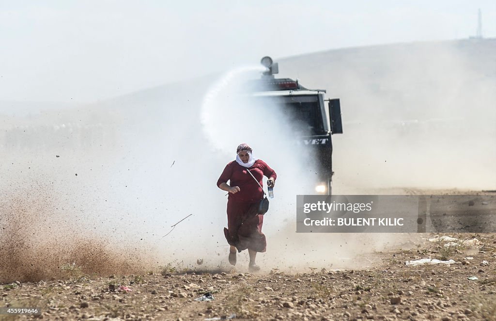 TOPSHOT-TURKEY-IRAQ-SYRIA-KURDS-CONFLICT