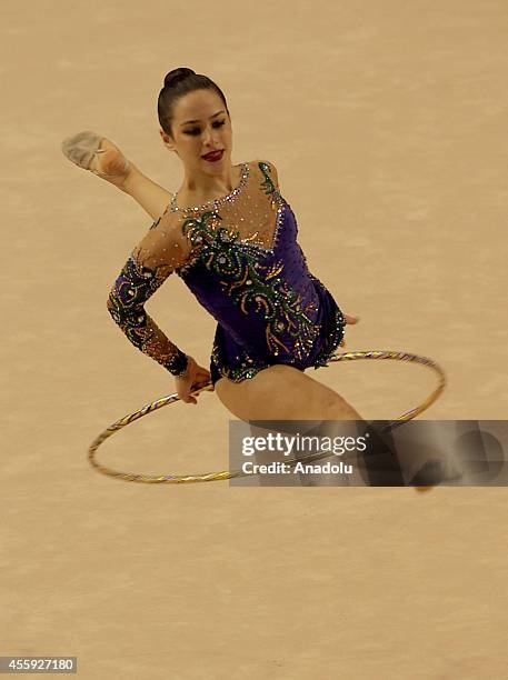 Md Rostom Sara Rostom Photos and Premium High Res Pictures - Getty Images