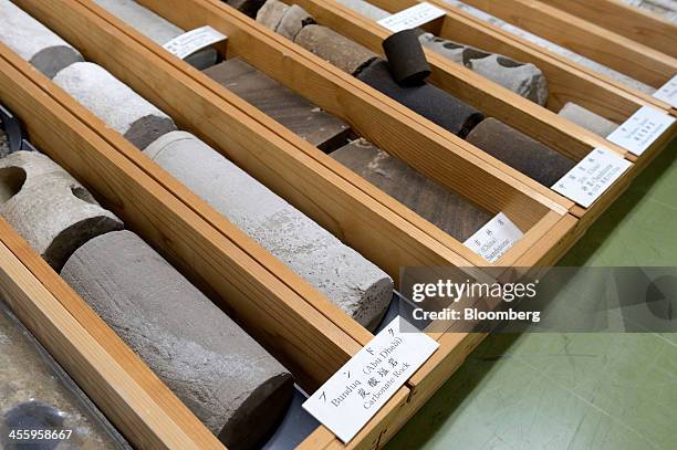 Rock Core Collection Rock Core Sample Photos and Premium High Res Pictures - Getty Images