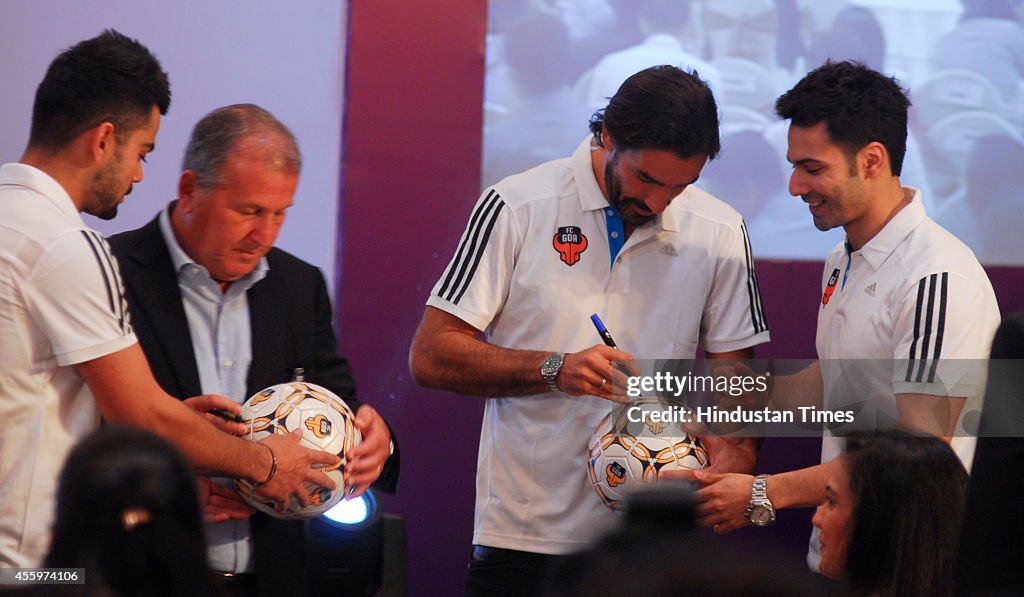 Virat Kohli And Varun Dhawan With Robert Pires At FC Goa Jersey Launch