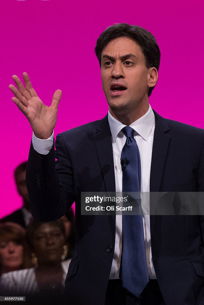 Ed Miliband Gives An 80 Minute Marathon Speech Without Notes