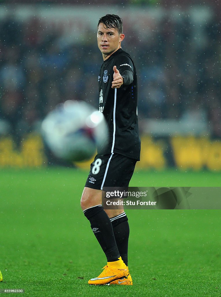 Swansea City v Everton - Capital One Cup Third Round