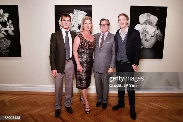 Adam Addelson Allen Adelson, Jan Adelson, Warren Adelson and Adam Adelson attend ...