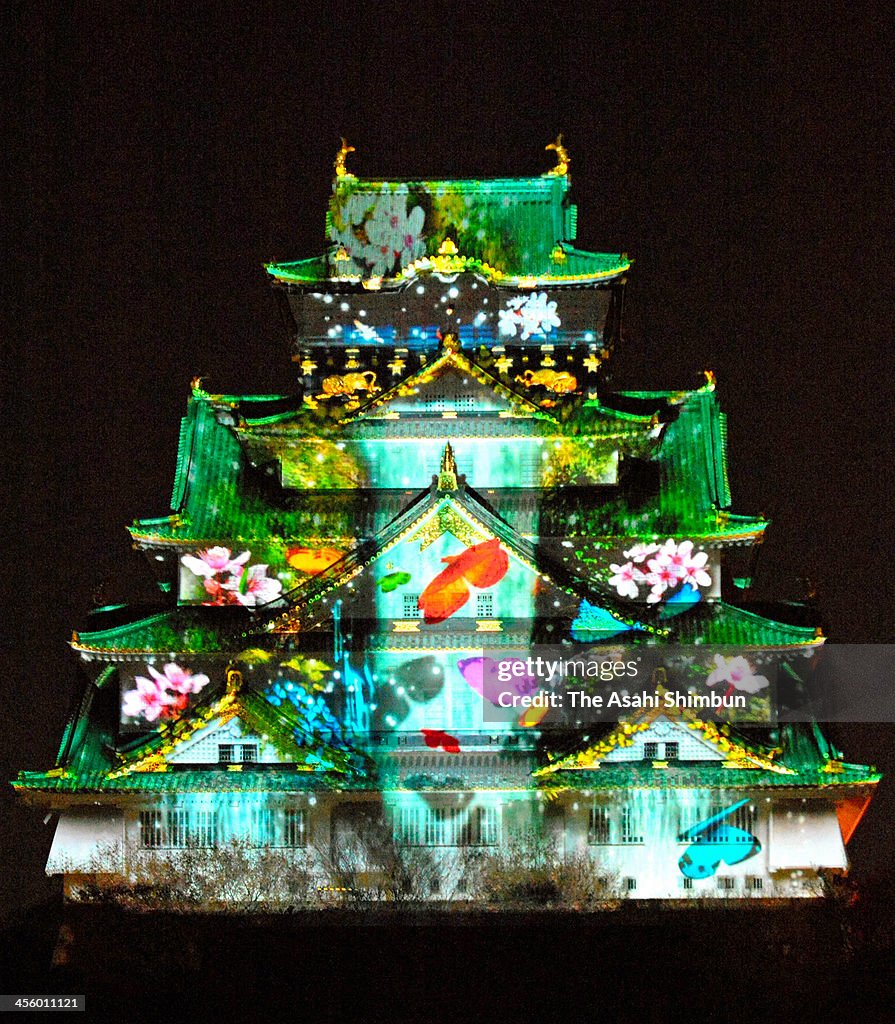 Osaka Castle Previews 3-D Illumination Event